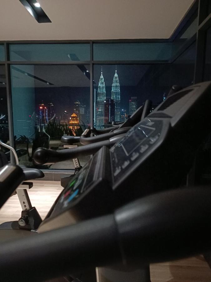 شقة Cl 29A Insta Klcc View & Infinity Pool كوالالمبور المظهر الخارجي الصورة