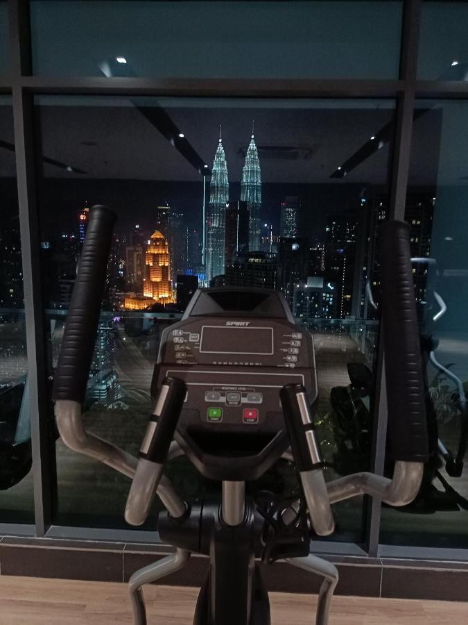 شقة Cl 29A Insta Klcc View & Infinity Pool كوالالمبور المظهر الخارجي الصورة